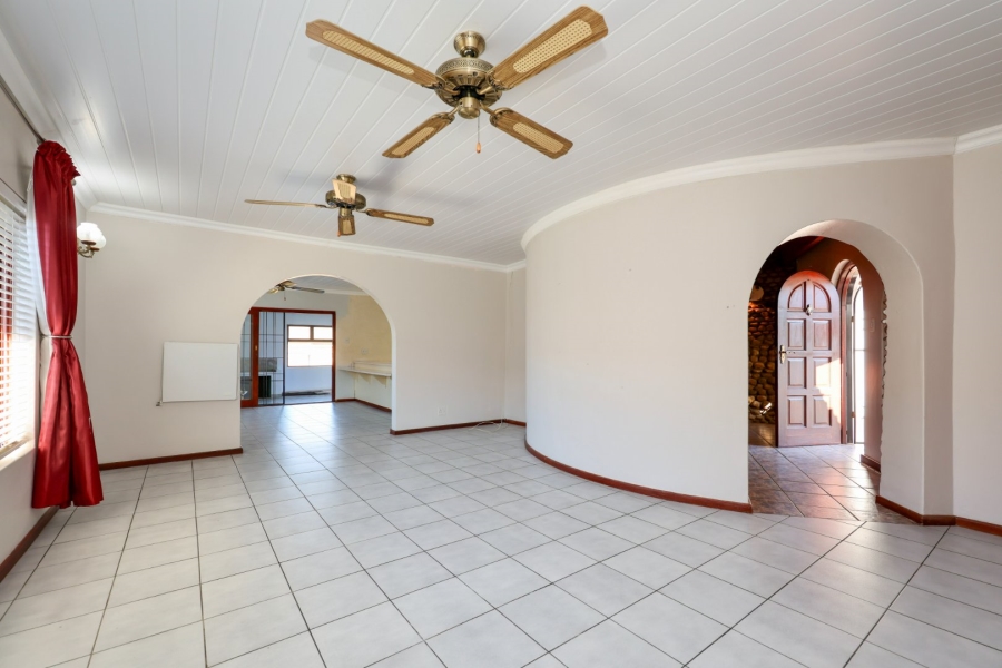 4 Bedroom Property for Sale in Heather Park Western Cape